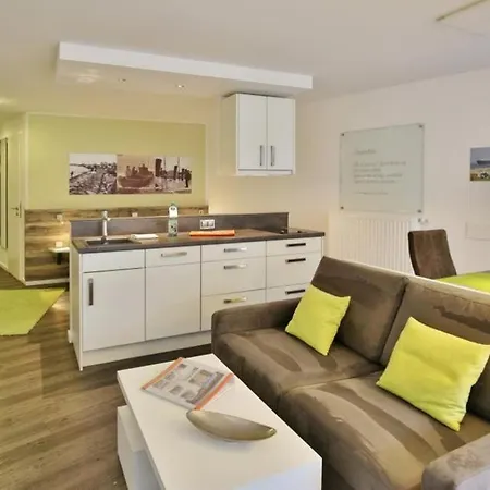 Duhner Strandhus, S110 Apartman
